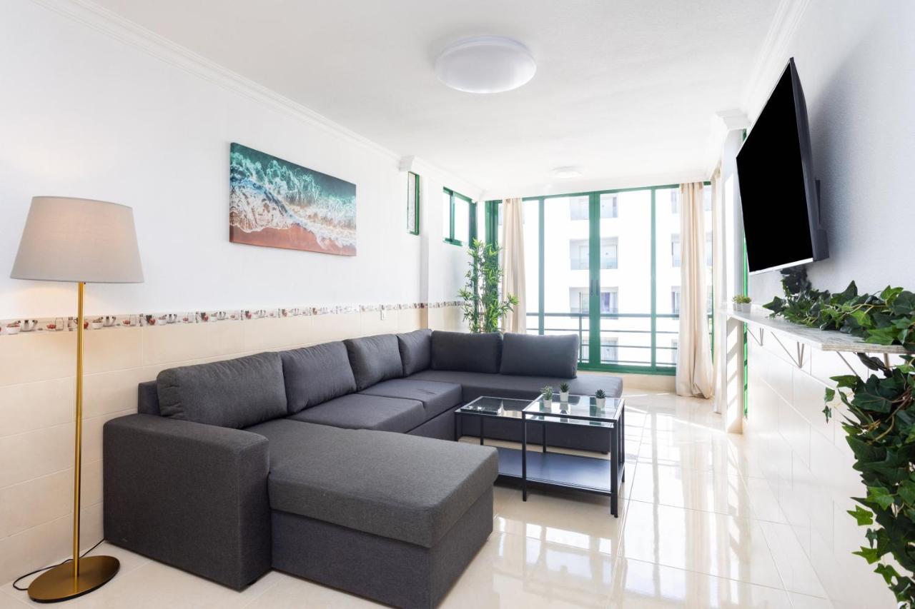 Three Spacious 150m From The Americas Promenade * Arona (Tenerife)