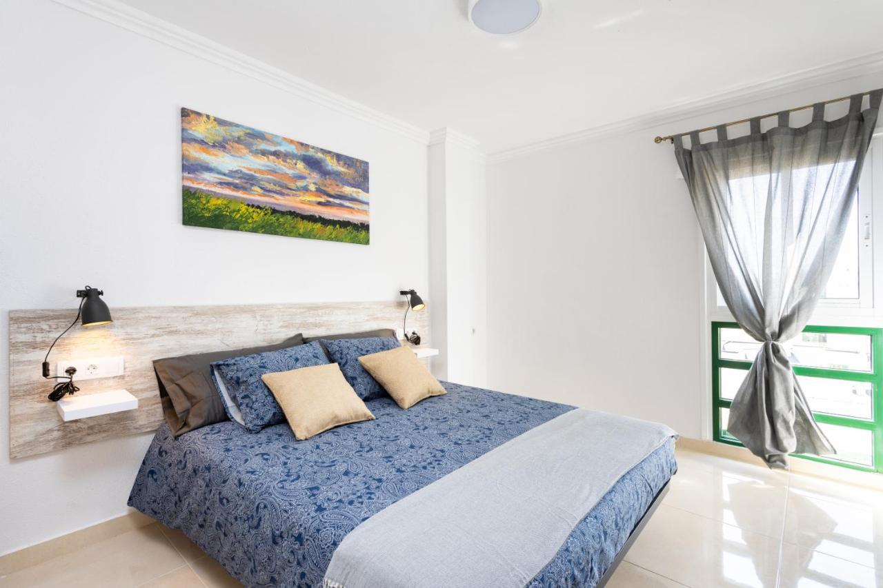Three Spacious 150m From The Americas Promenade Apartment *