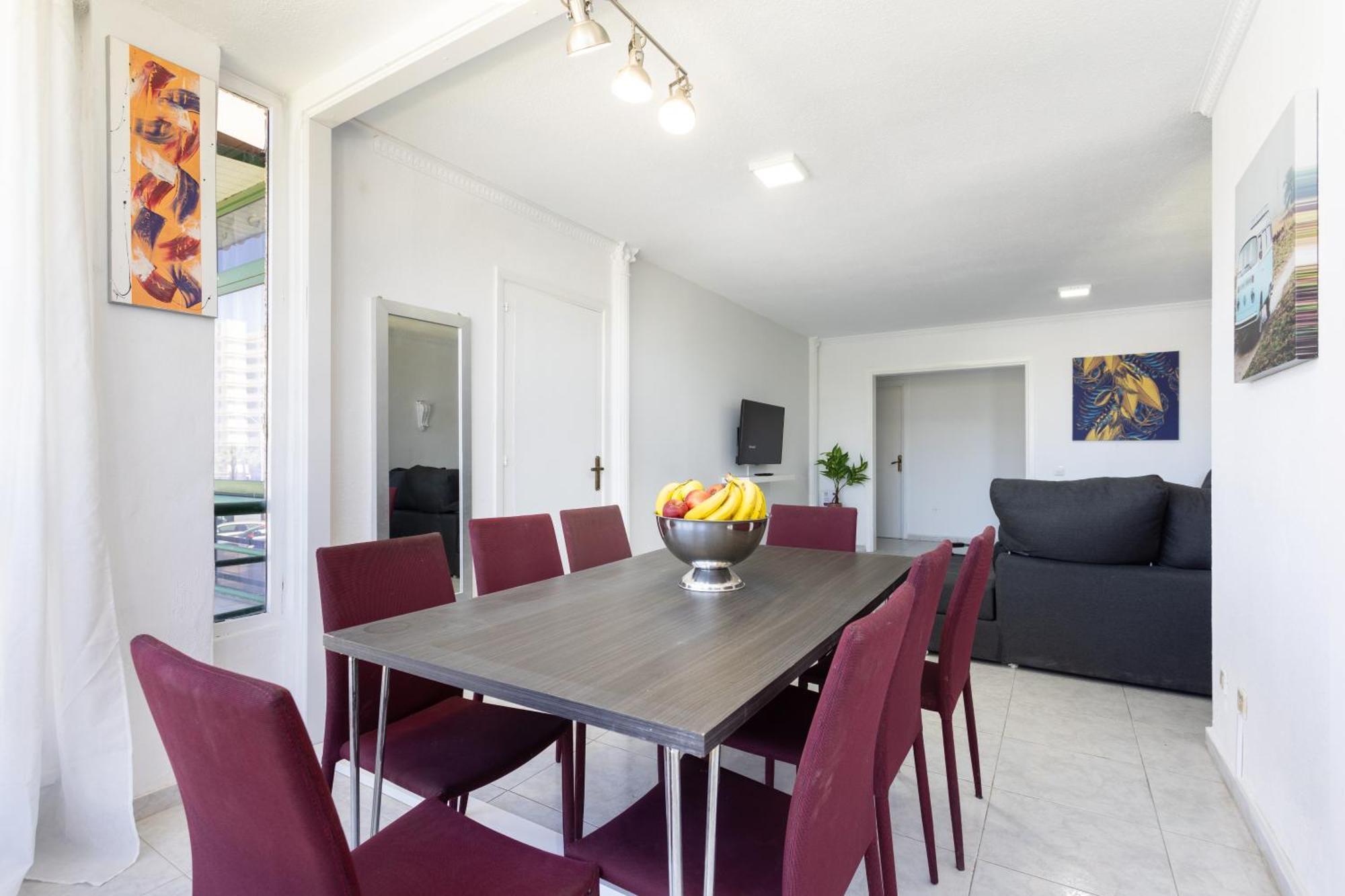 Apartment Three Spacious 150m From The Americas Promenade *