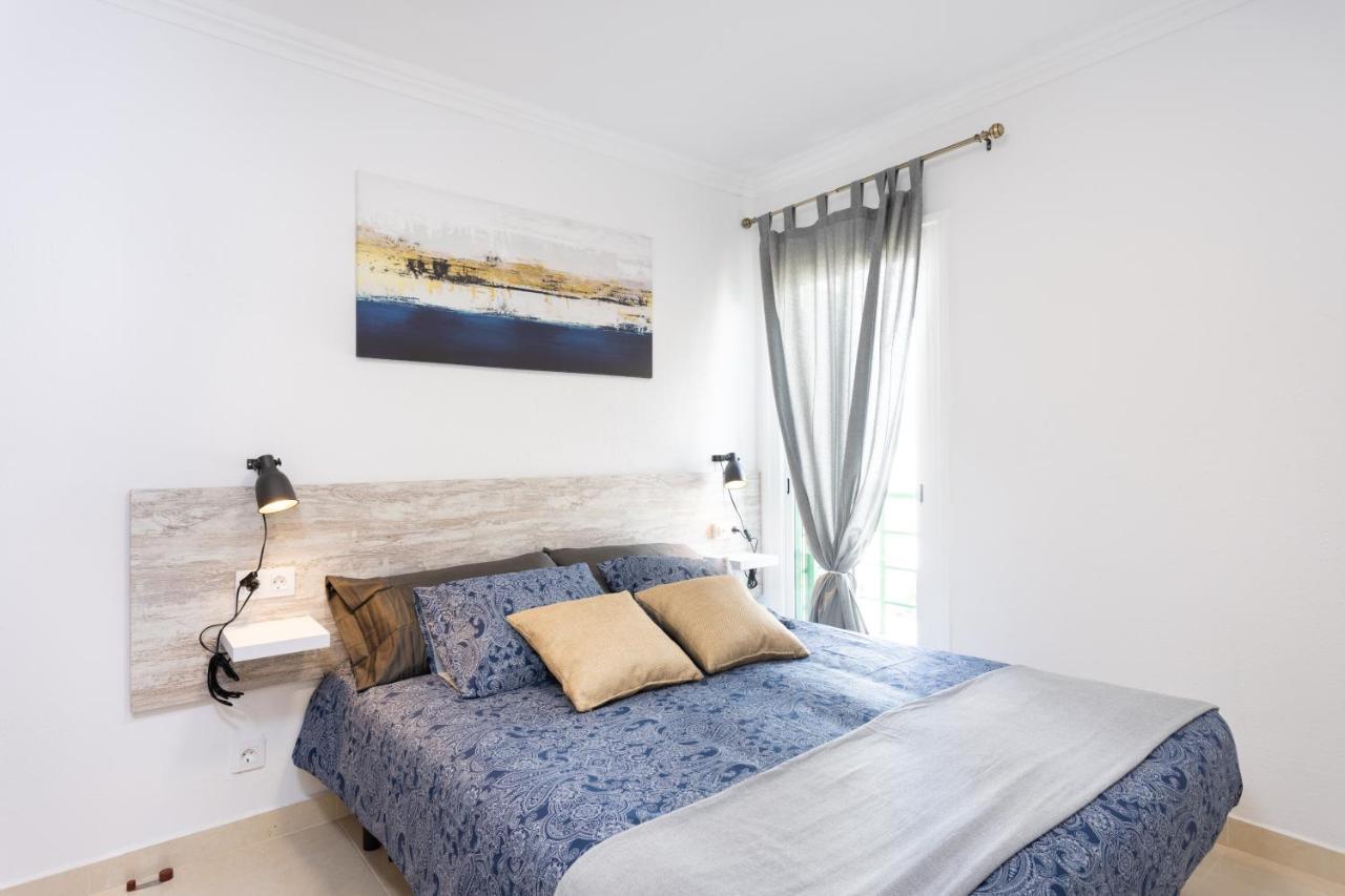 Apartment Three Spacious 150m From The Americas Promenade Arona (Tenerife)