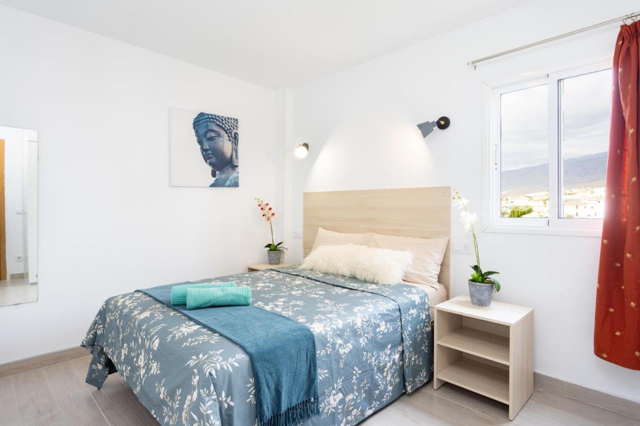 Three Spacious 150m From The Americas Promenade Apartment