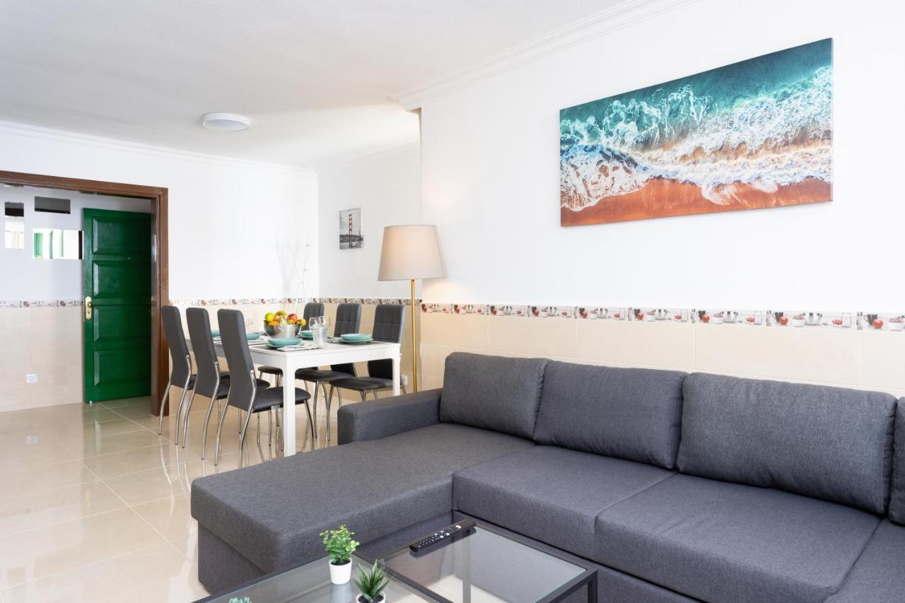 Three Spacious 150m From The Americas Promenade * Arona (Tenerife)