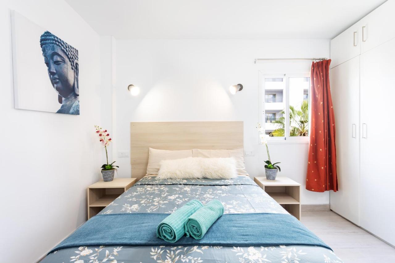 Apartment Three Spacious 150m From The Americas Promenade *
