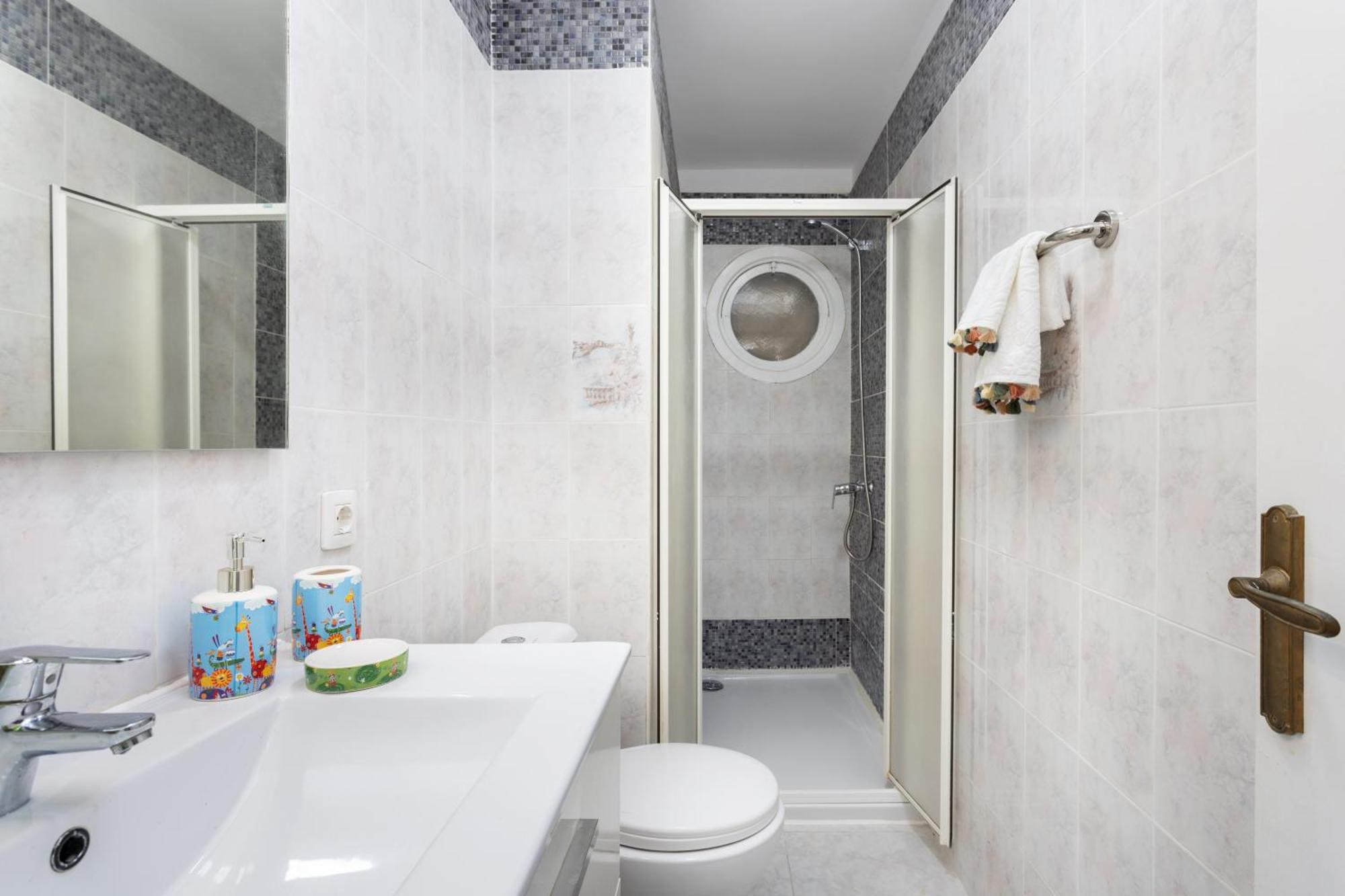 Apartment Three Spacious 150m From The Americas Promenade Arona (Tenerife)